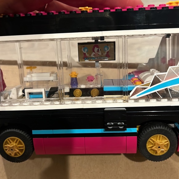LEGO Friends 41106 Pop Star Tour Bus Building Kit - Picture 7 of 11